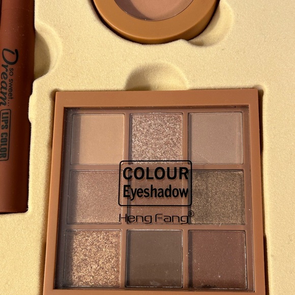 Brand new 11 piece Heng Fang makeup set in storage case - Picture 6 of 8